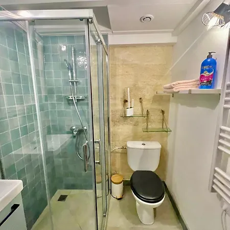 Apartmán Proche Kedge Et Universitee Cosy Avec Clim ,parking ,cuisine Equipee ,sdb Et Jardin *